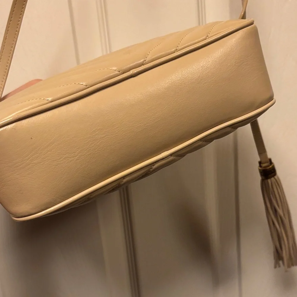 Yves Saint Laurent - Lou Camera Bag in Quilted Leather - Dark Beige - Picture 5 of 9